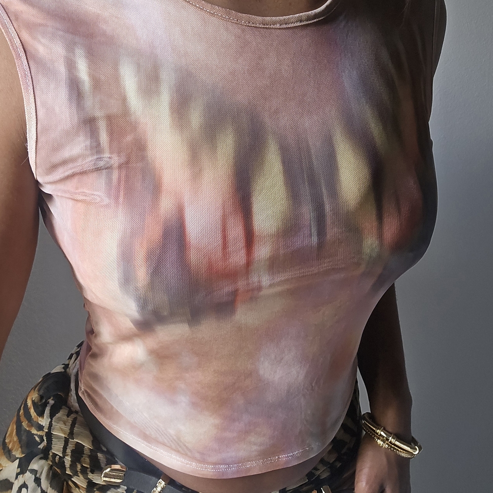 Mesh Abstract Top